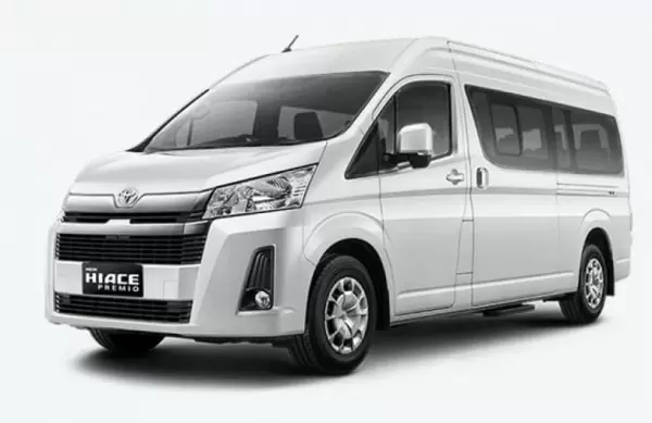 Sewa Hiace Premio untuk Musim Liburan di Jakarta: Nyaman, Harga Kompetitif