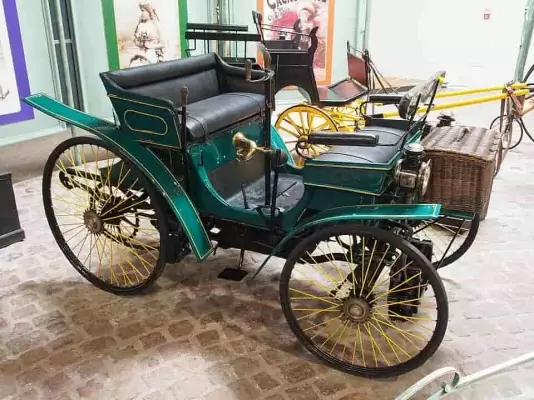 Ini Daftar Merek Mobil Tertua di Dunia yang Masih Beroperasi!